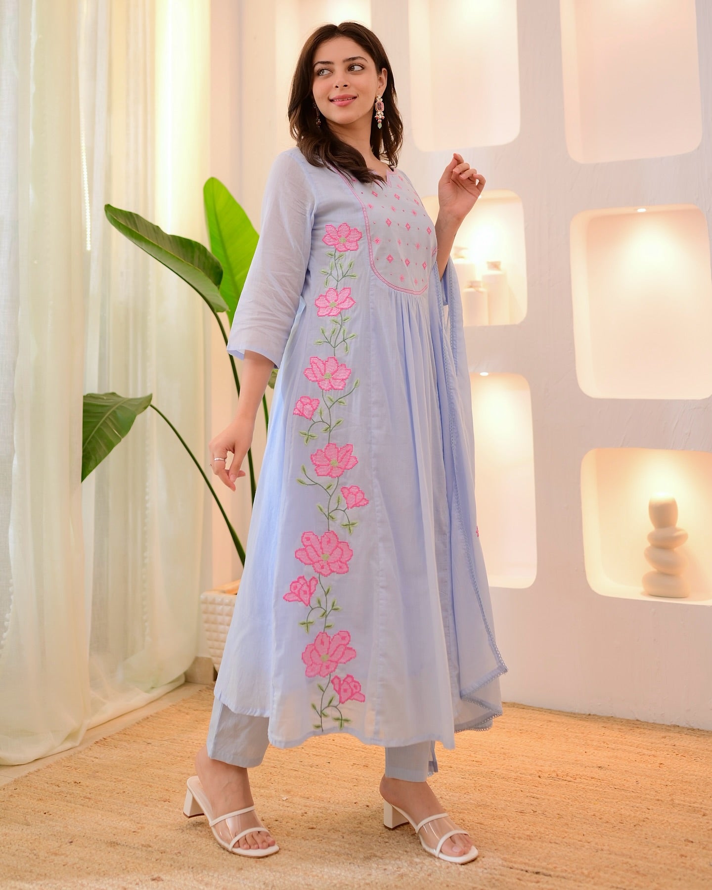 Tarunika - A festive design made to shine bright (Pink)