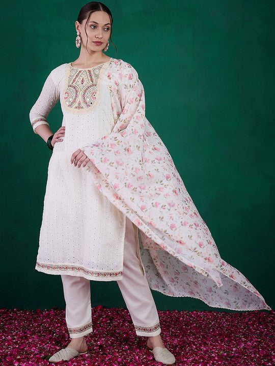 Ridhima - A classic kurti with soft undertones of tradition