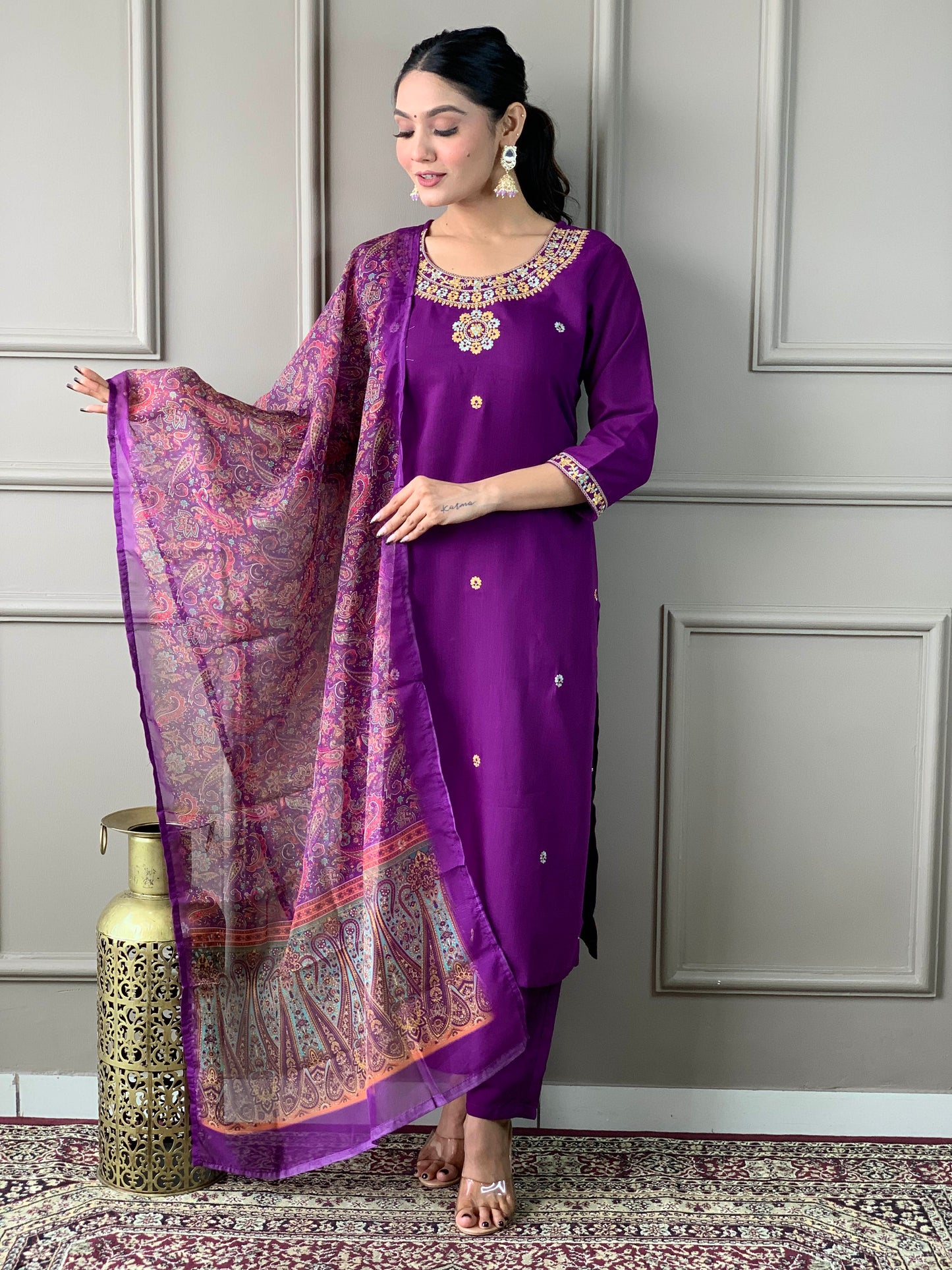 Somika - A peaceful design perfect for evening wear