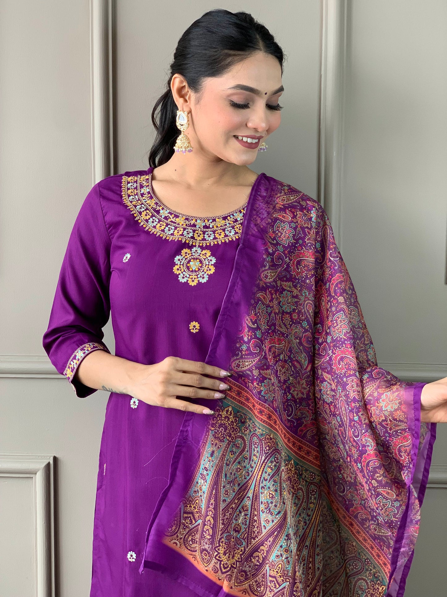 Somika - A peaceful design perfect for evening wear