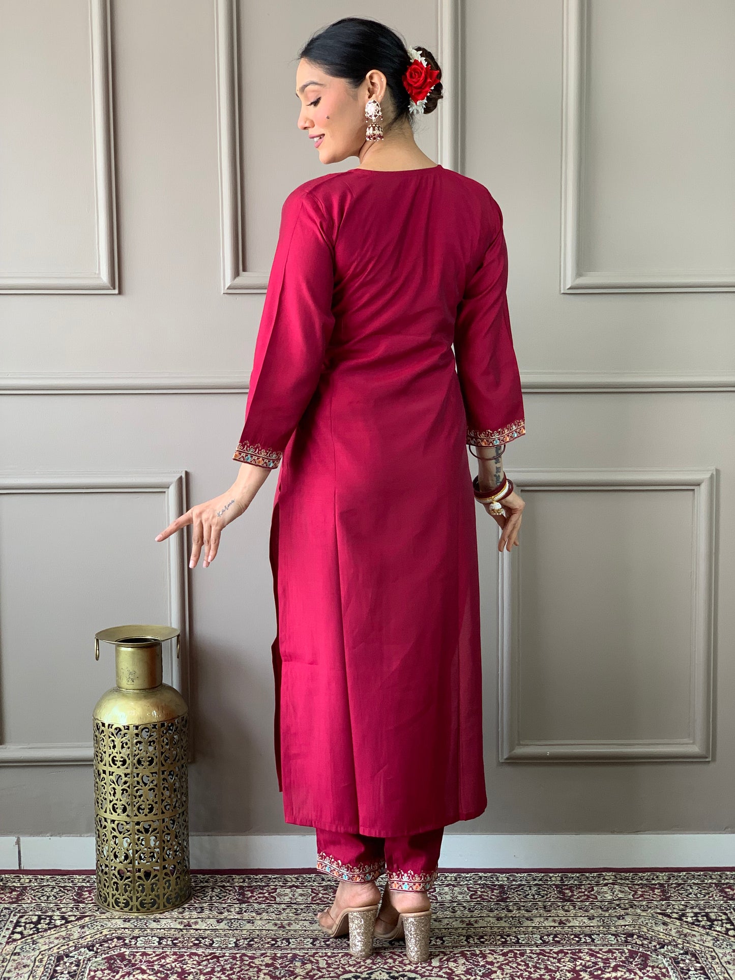 Nayantara - A pastel-inspired beauty with gentle hues (Pink)
