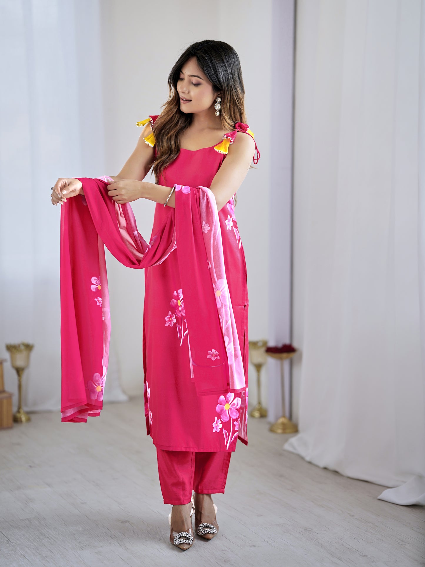 Sharini - A graceful design lit with artistic patterns (PINK)