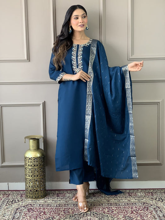 Iraaya - A contemporary chic kurti for everyday styling
