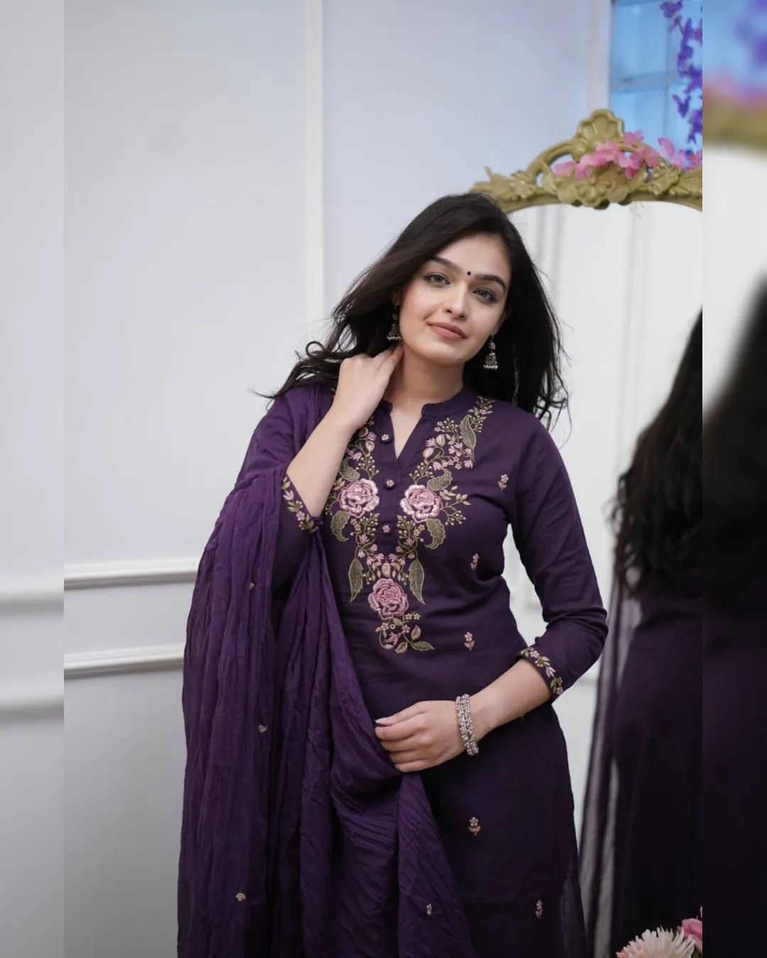 Ojalika - A kurti that embodies womanly strength (Purple)