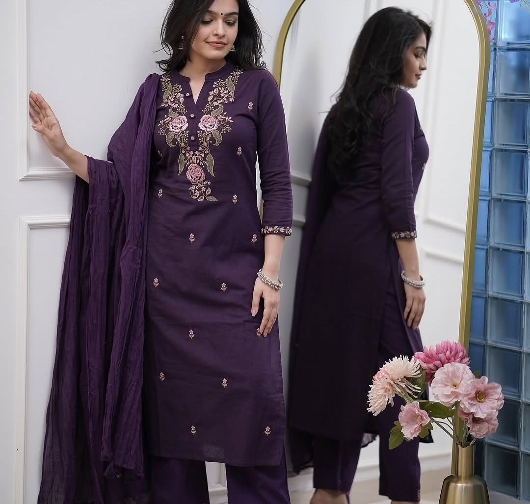 Ojalika - A kurti that embodies womanly strength (Purple)