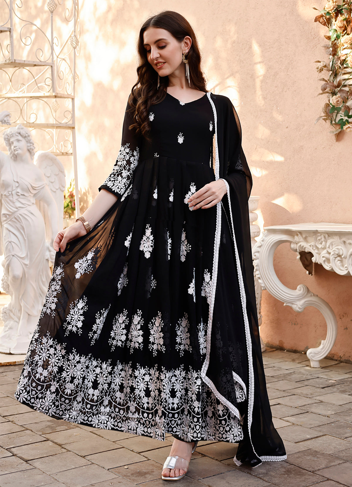 Zivana - Bold tones with a hint of elegance