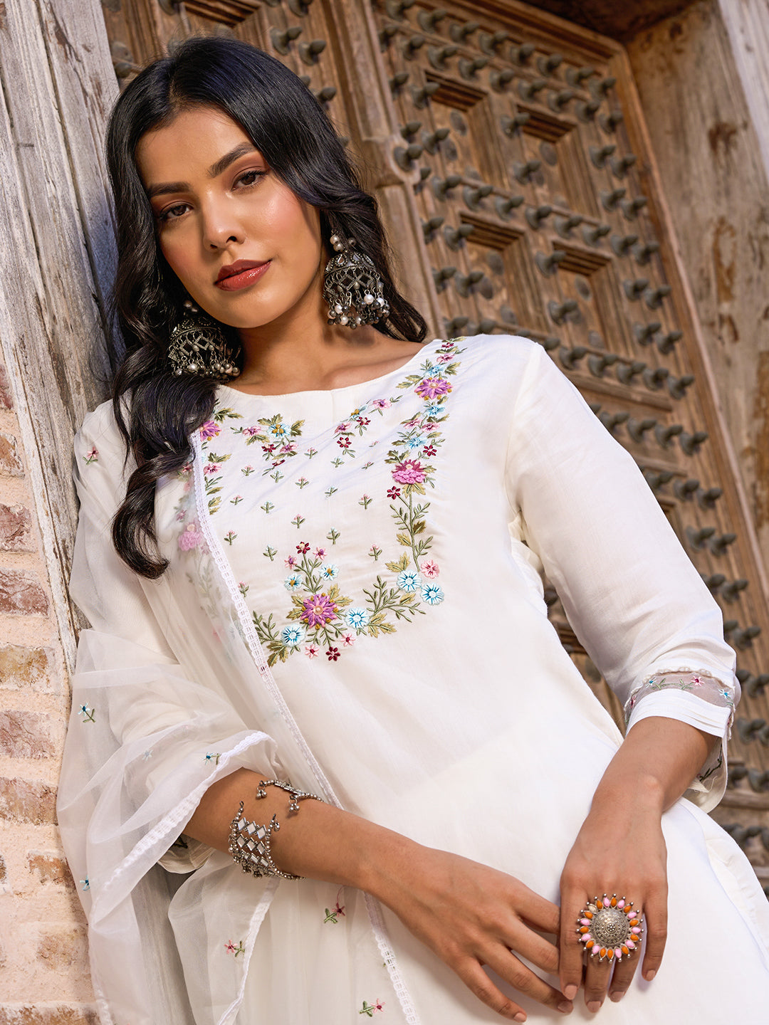 Savitriyaa - A radiant design filled with vibrant life