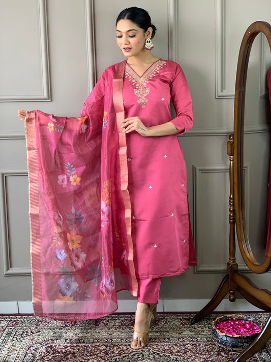 Chahna - A graceful kurti reflecting inner radiance