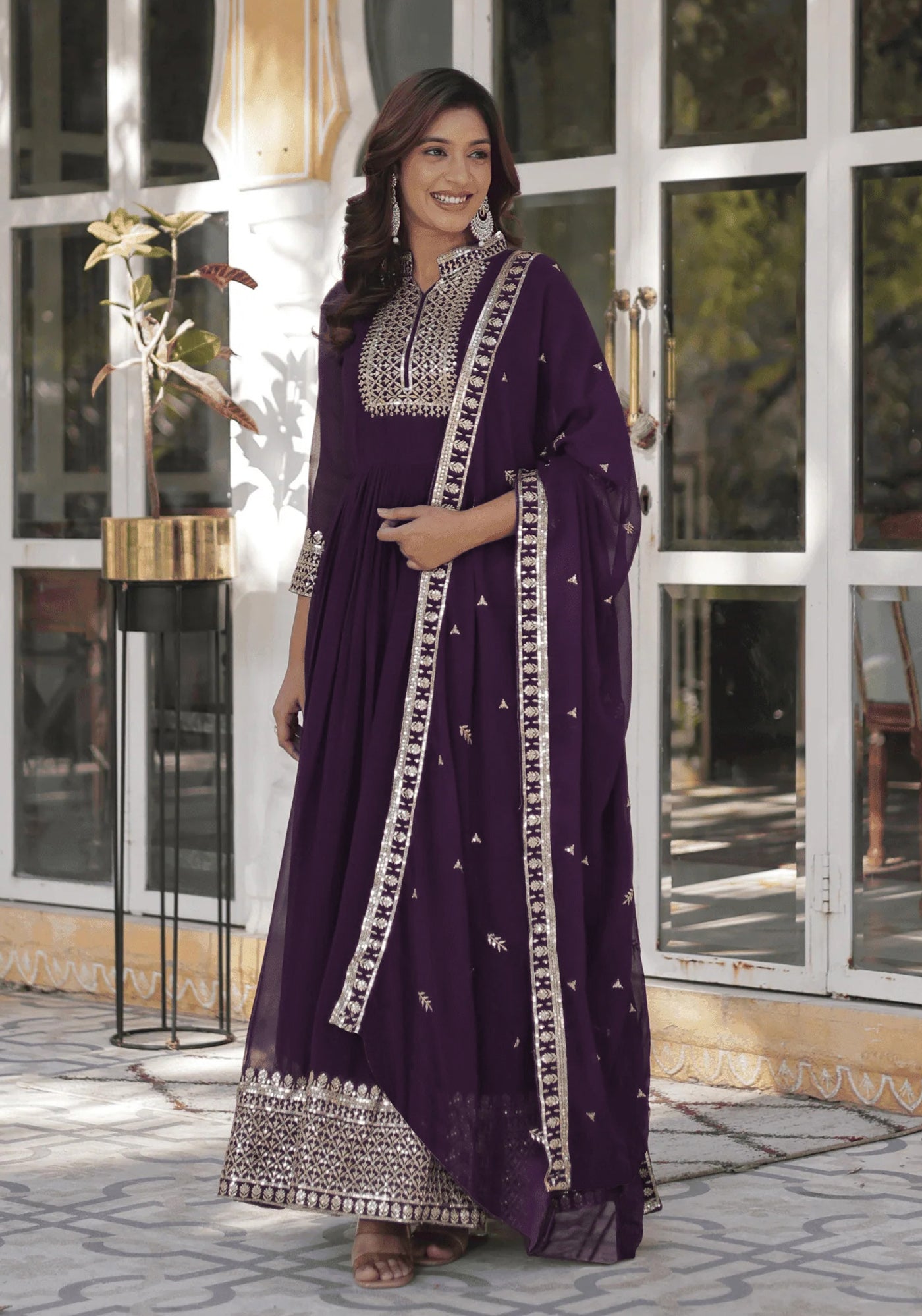 Solina - Warm shades with vibrant spirit