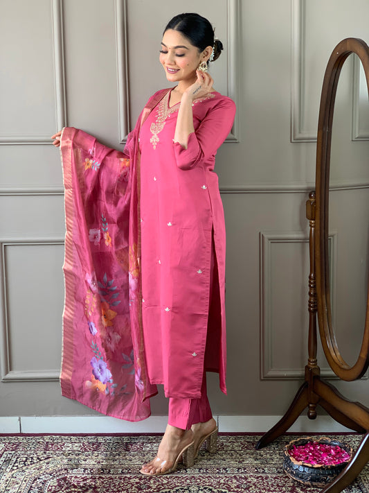 Chahna - A graceful kurti reflecting inner radiance