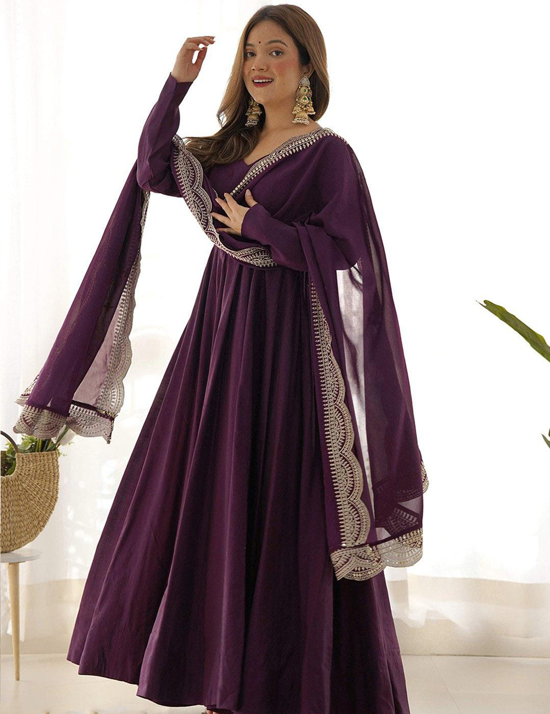 Arlette - A companion of joy and style