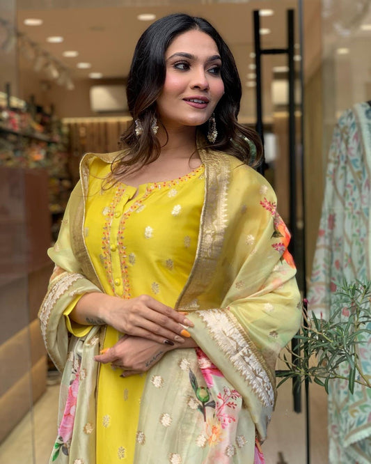 Parinita - A divine piece that embodies sacred elegance