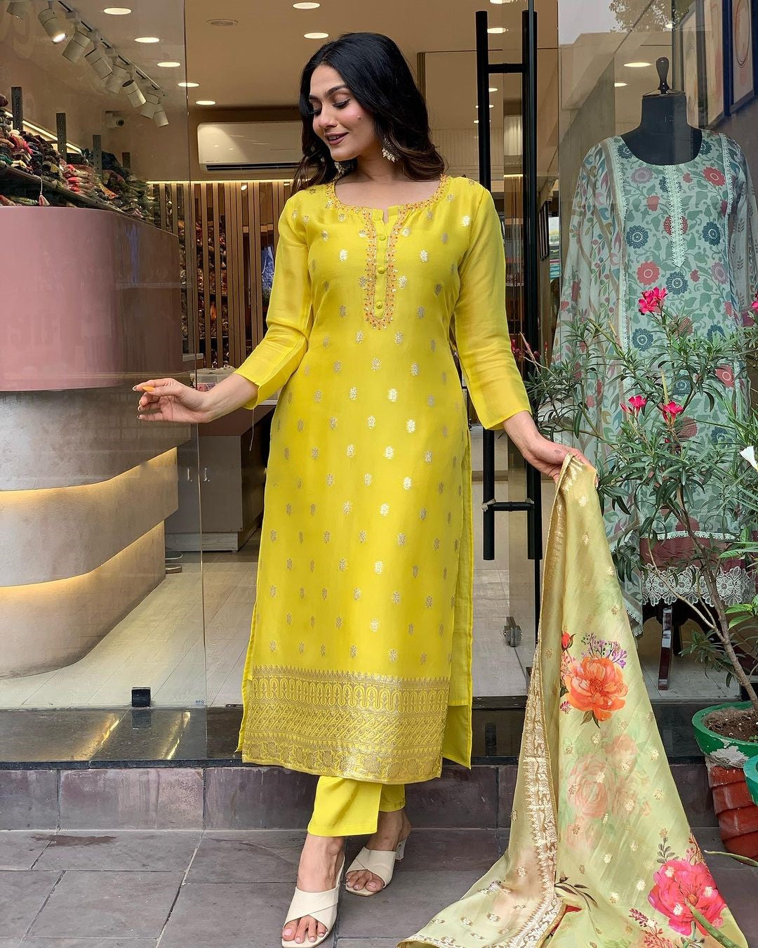 Parinita - A divine piece that embodies sacred elegance