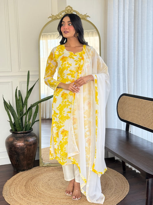 Samaira - A modern kurti with a soft traditional essence.