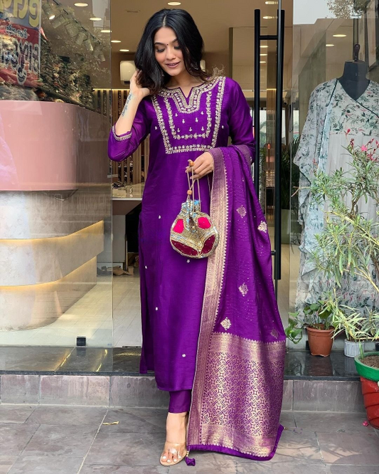 Saanvi - A serene design crafted for elegant occasions (Purple)