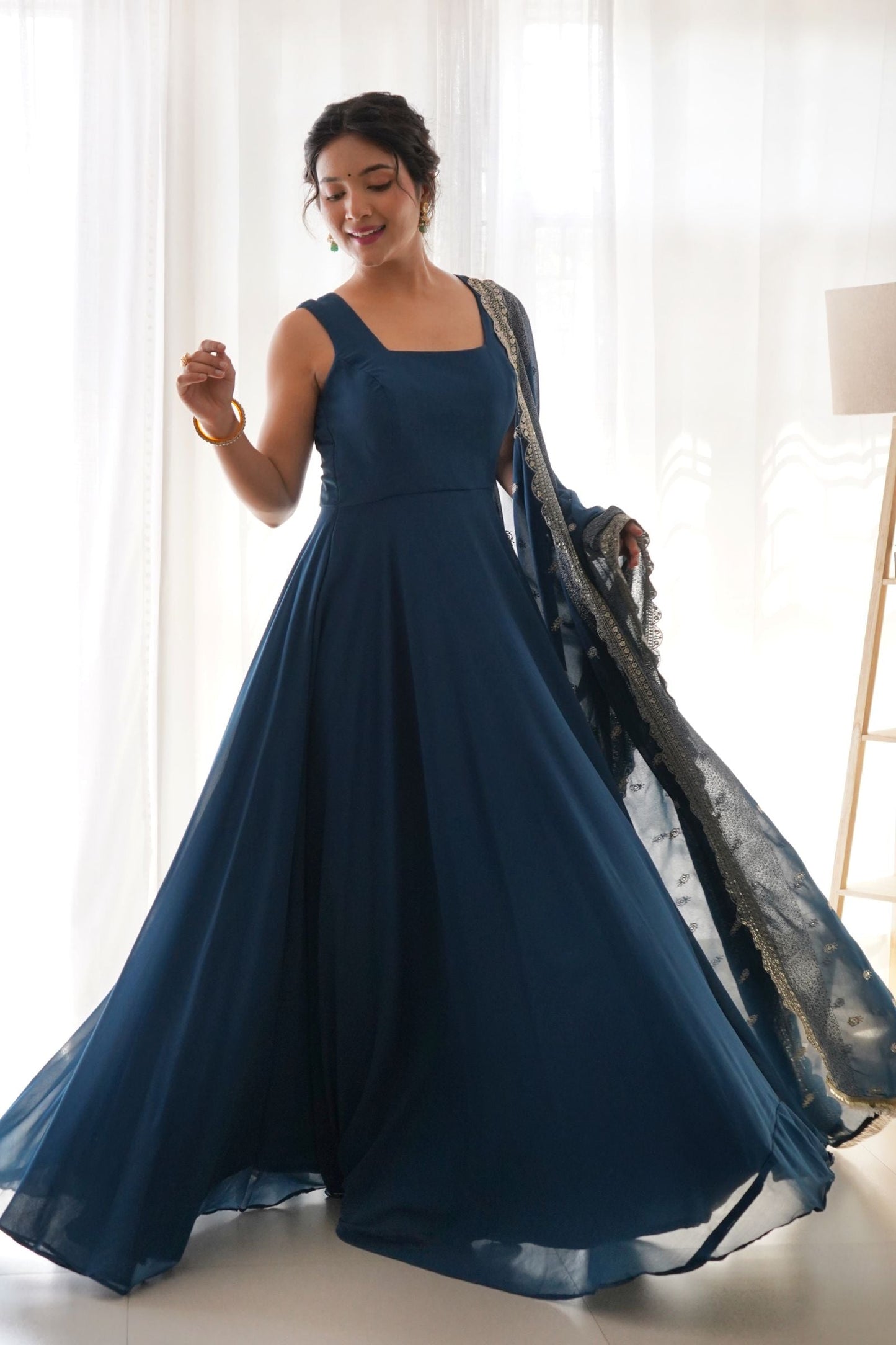 Selene - Smooth and modern with elegance