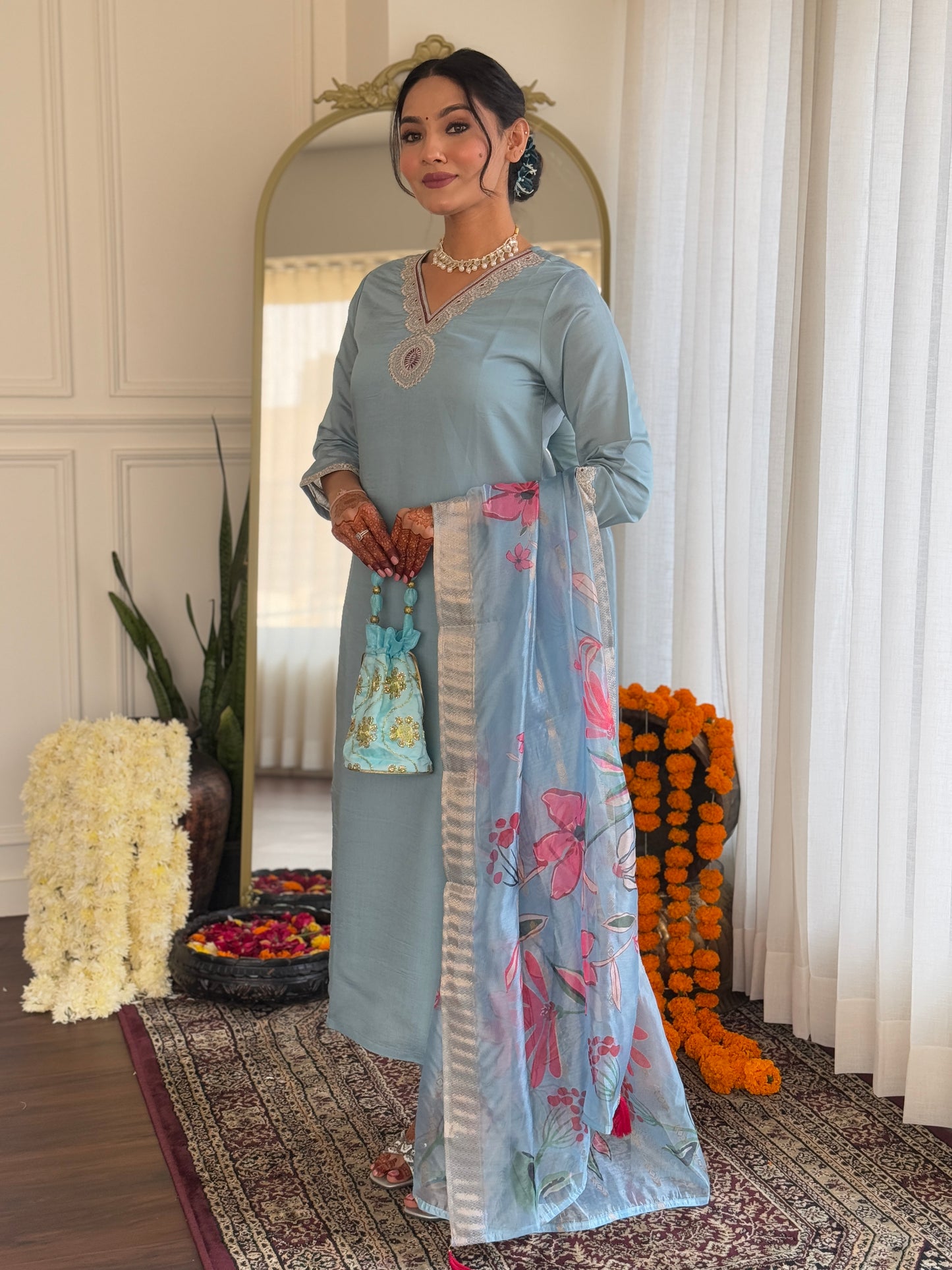Navya - A youthful style for everyday comfort and grace
