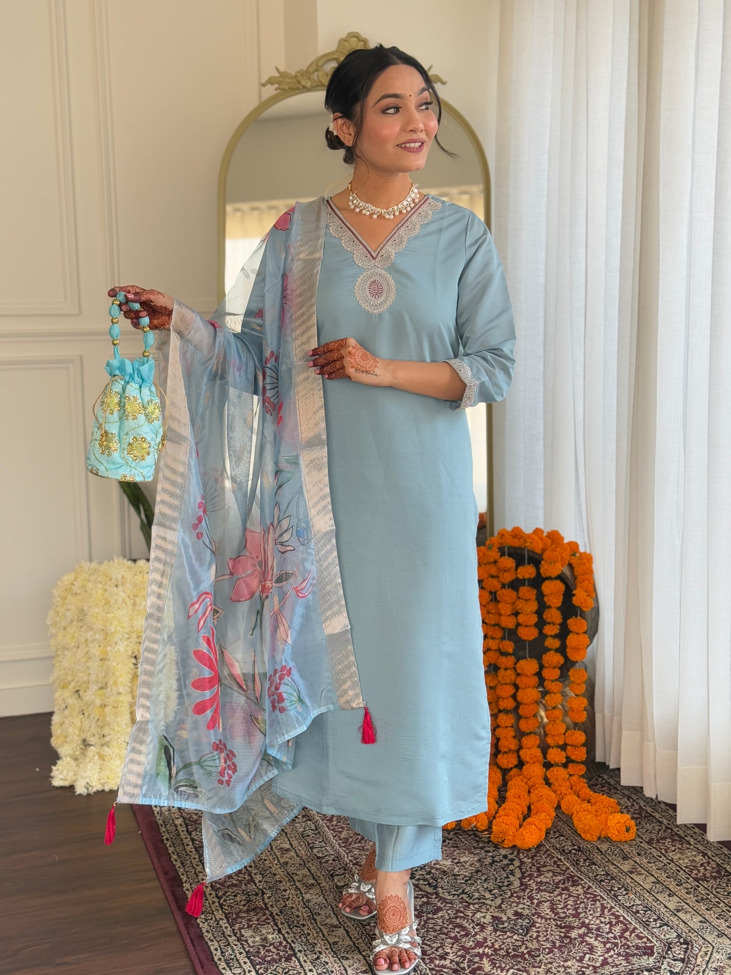 Navya - A youthful style for everyday comfort and grace