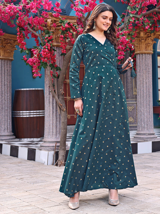 Arshia - Elegant and royal in essence