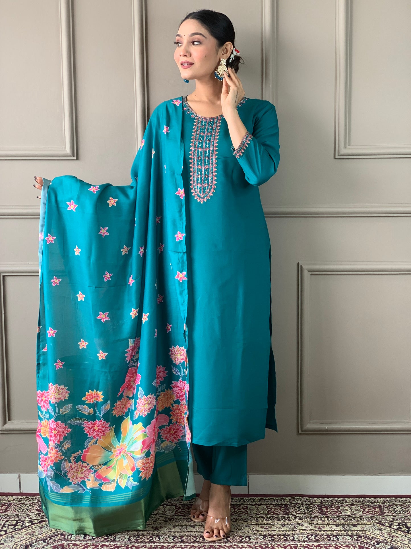 Ruhana - A regal piece with royal undertones