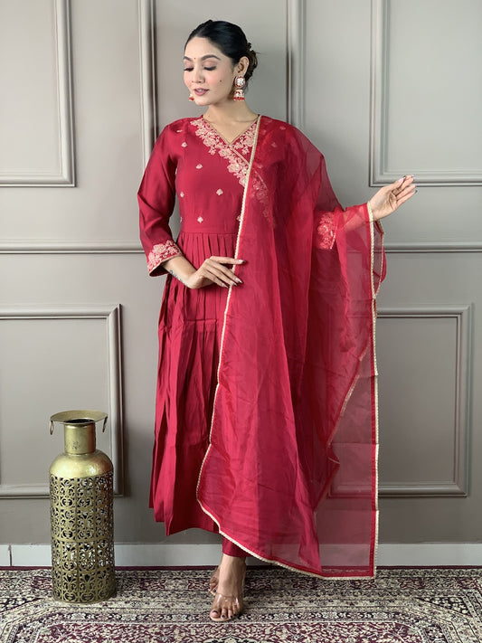 Sanviti - A modern kurti with global flair (Red)