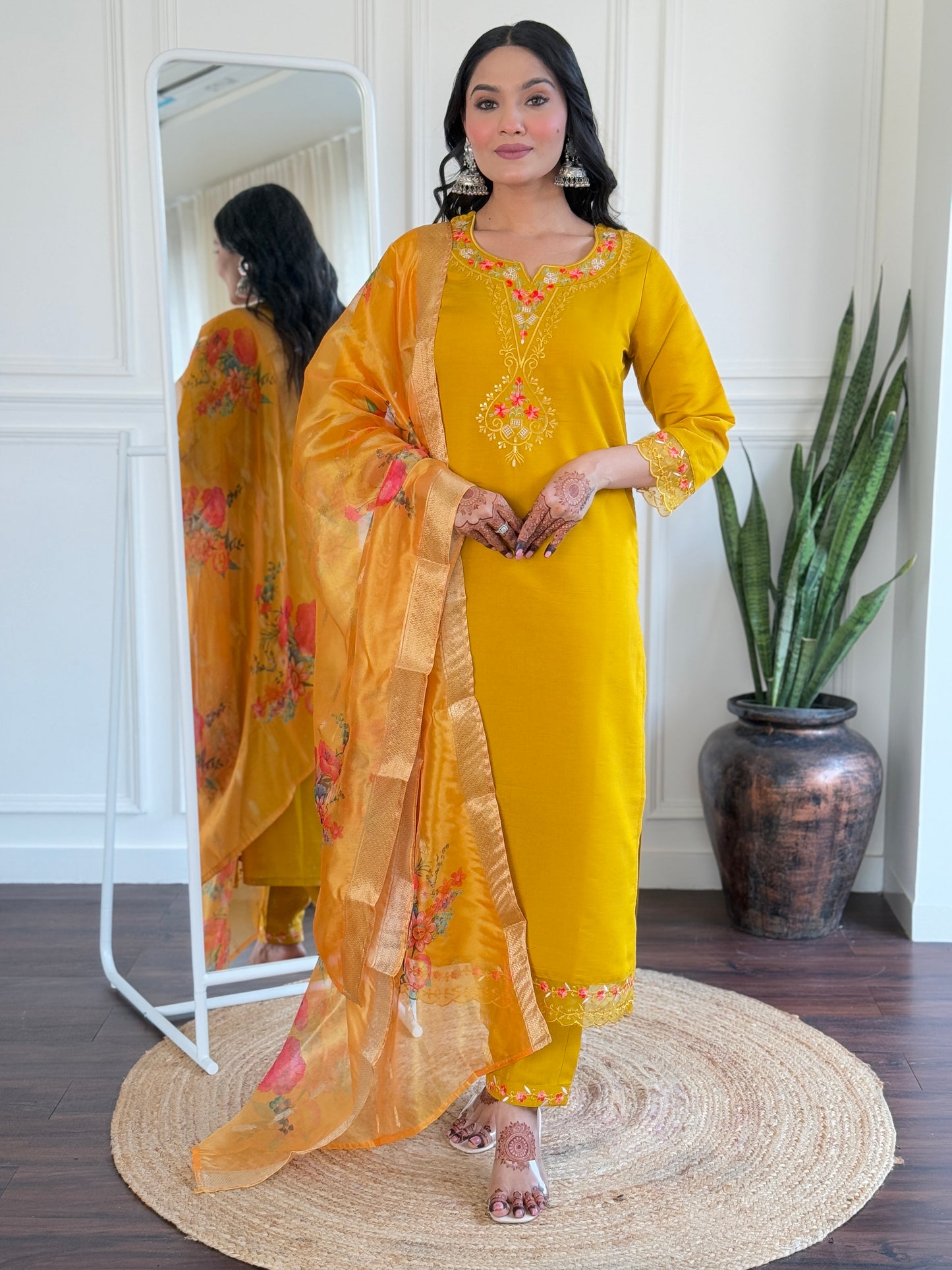 Harini - A charming piece inspired by starlight