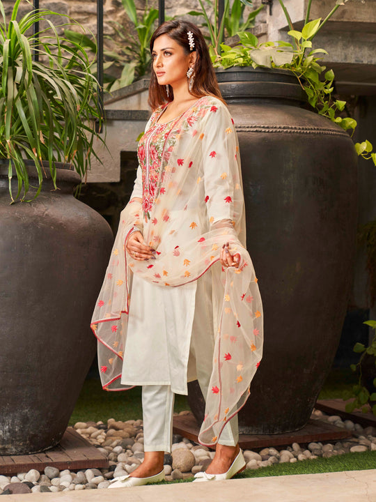 Tanirikaa - A traditional kurti reflecting devotion
