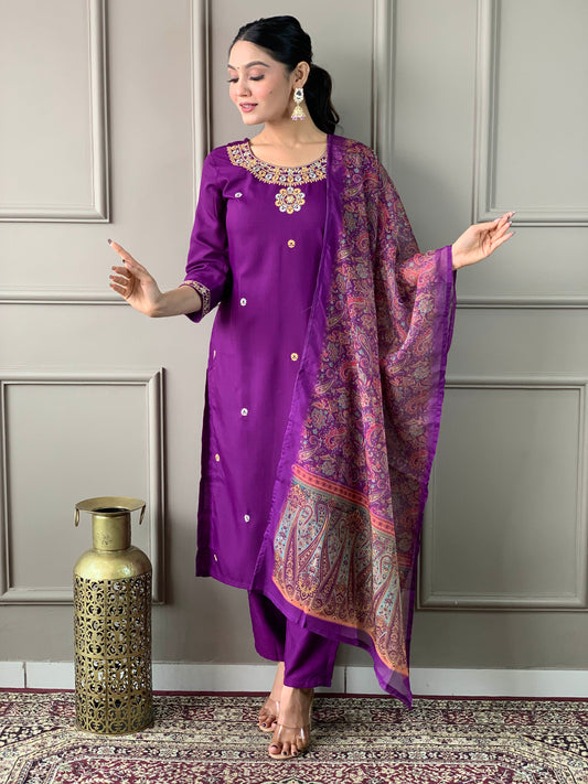 Somika - A peaceful design perfect for evening wear