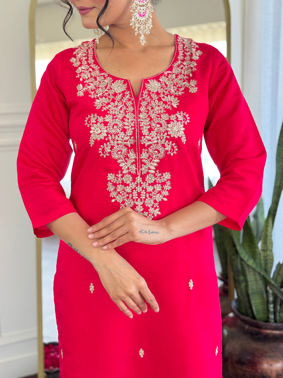 Gunjita - A magical design for fairytale occasions