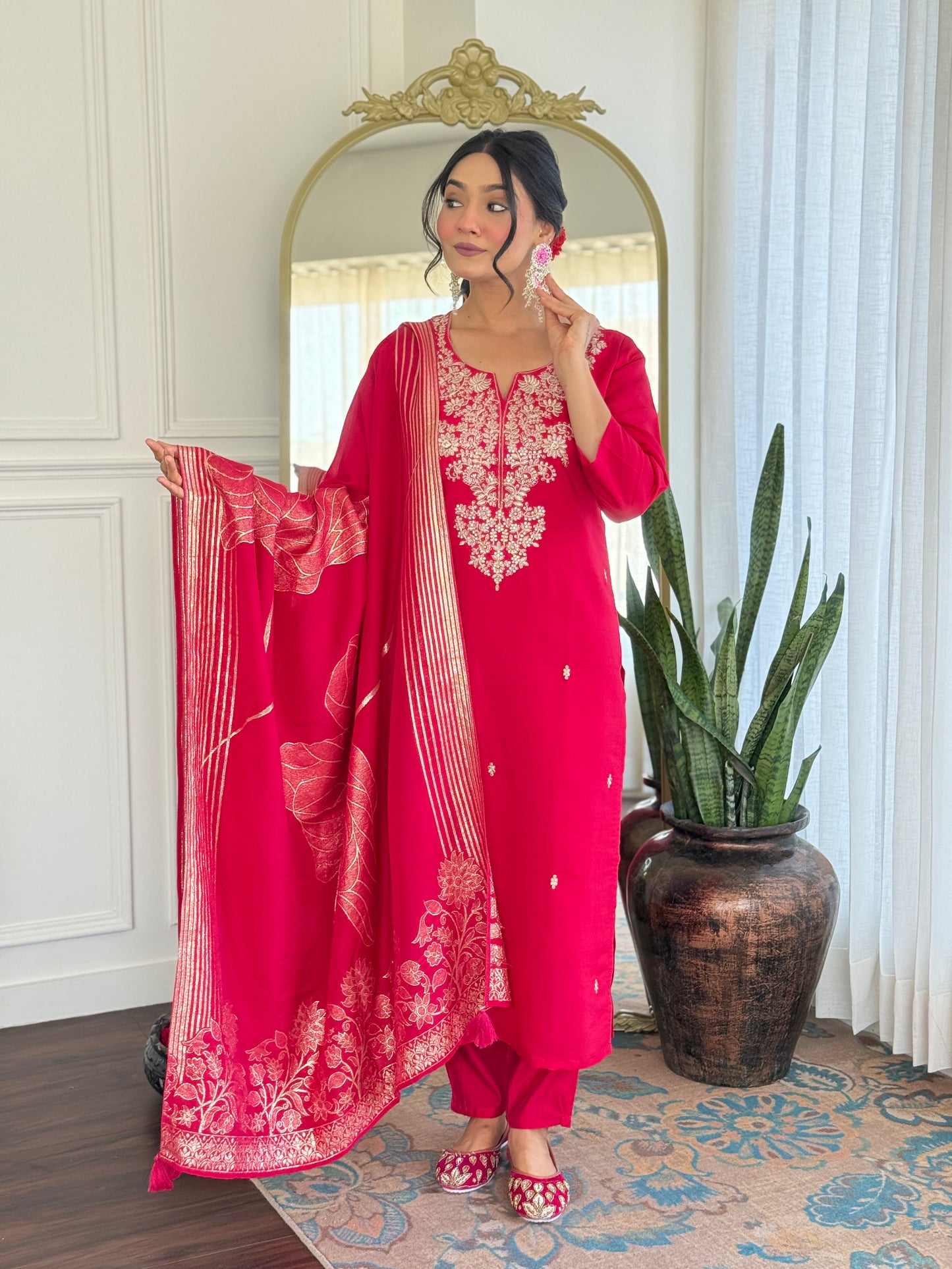 Gunjita - A magical design for fairytale occasions