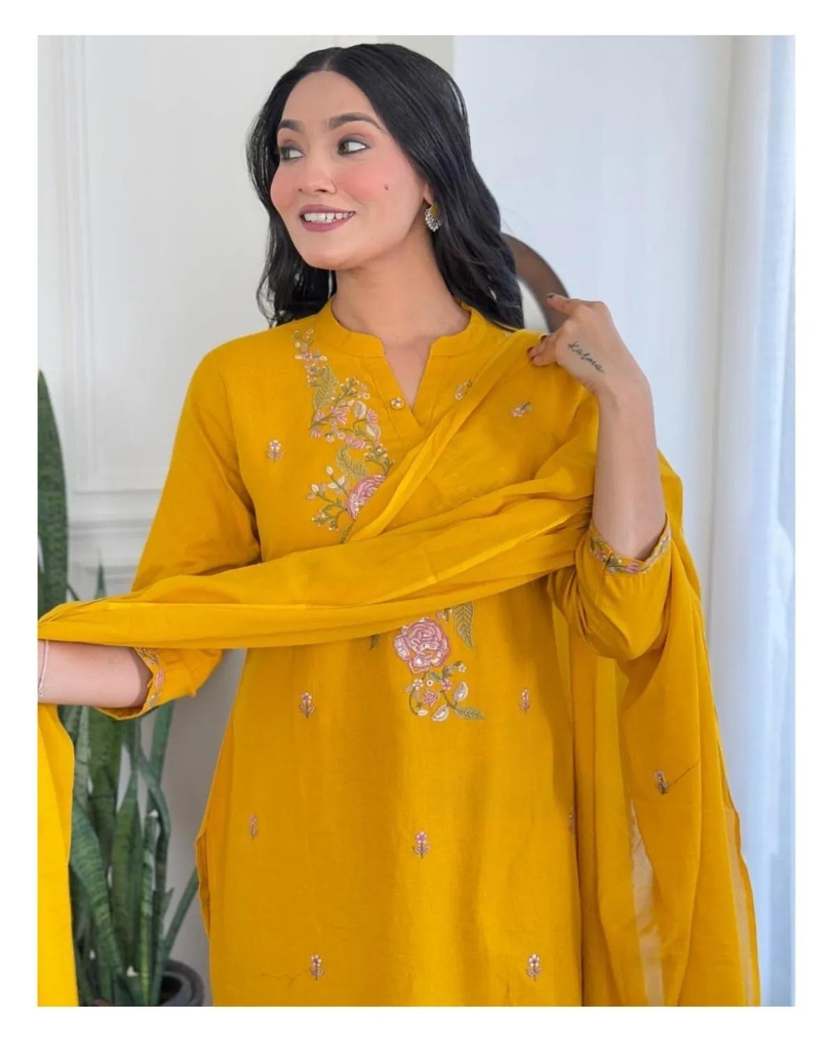 Ojalika - A kurti that embodies womanly strength (Mustard)