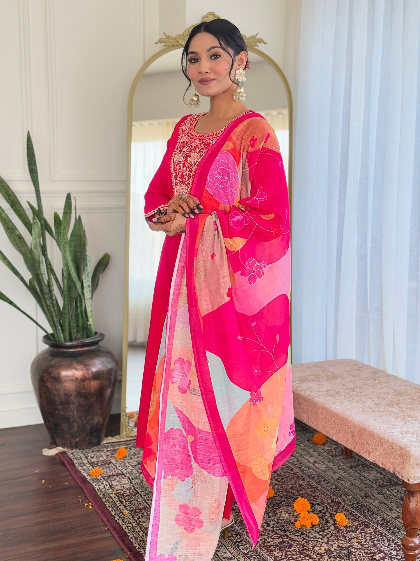 Divisha - A radiant piece that reflects tradition
