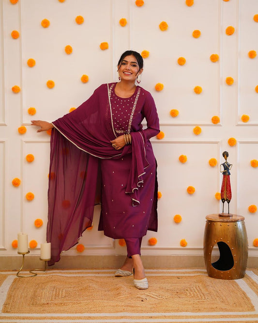 PRAGATI MAROON