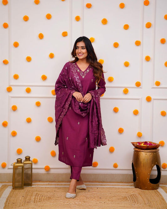 Mokshita - A divine-inspired kurti crafted for elegance (Pink)