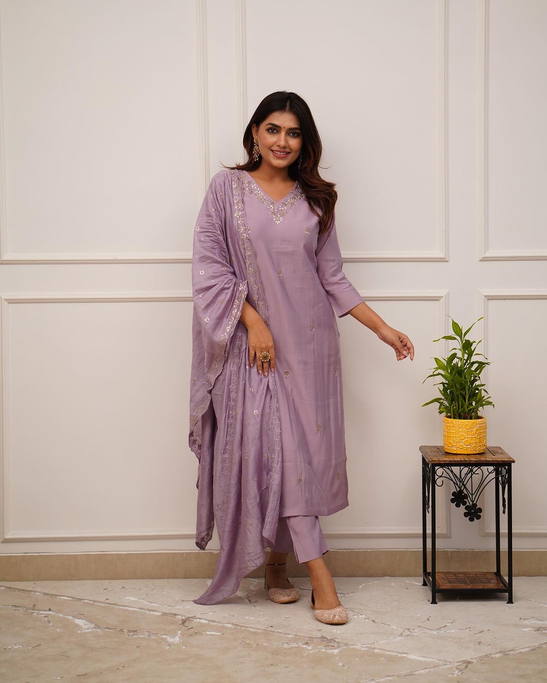 Mokshita - A divine-inspired kurti crafted for elegance (Lavender)