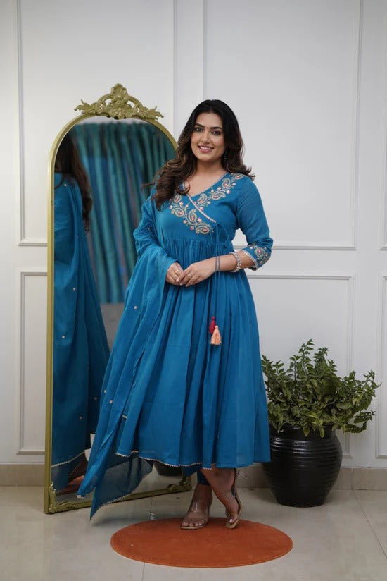 Maitreyi - A timeless piece with  a hint of vintage elegance