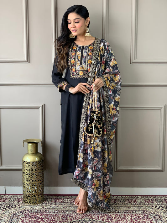 Nayantara - A pastel-inspired beauty with gentle hues (Black)