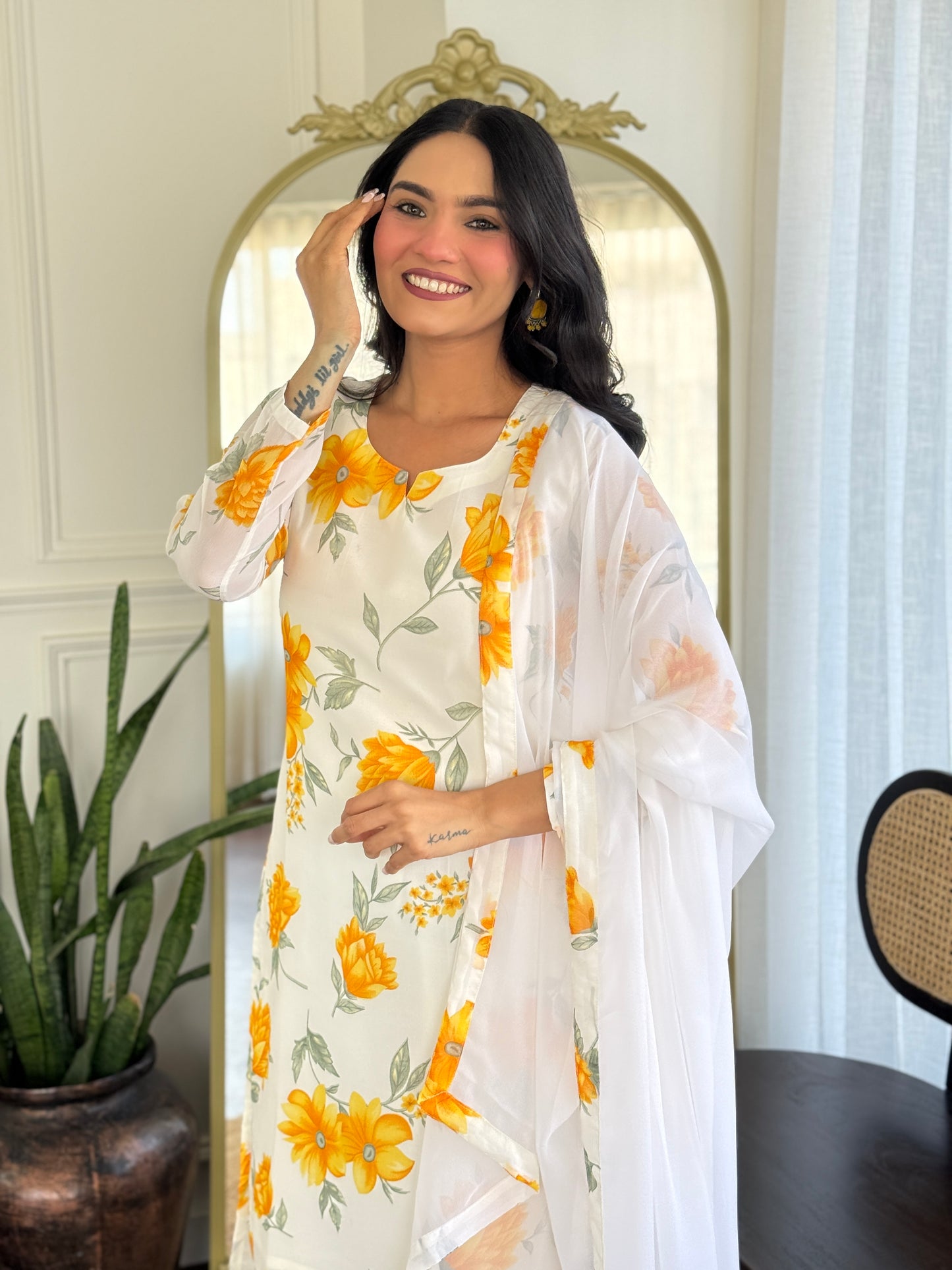 Divyani - A radiant design made for festive gatherings.