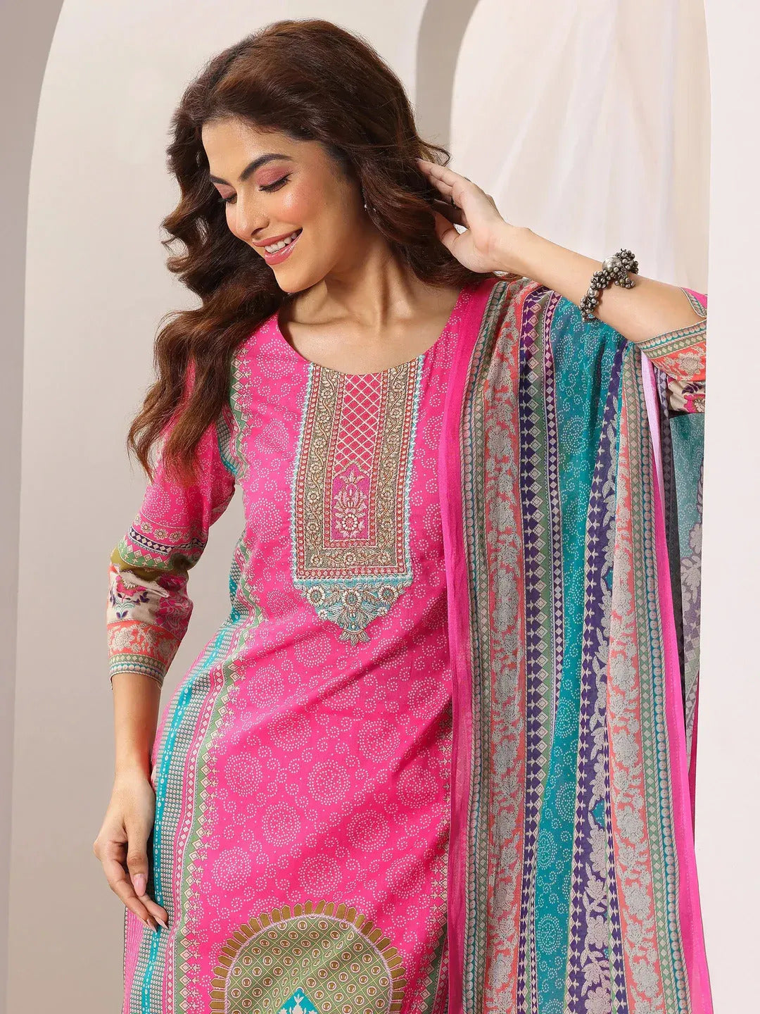 Pranaya - A romantic piece that speaks the language of love (Pink)