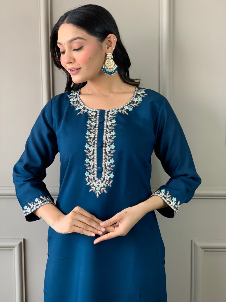 Iraaya - A contemporary chic kurti for everyday styling