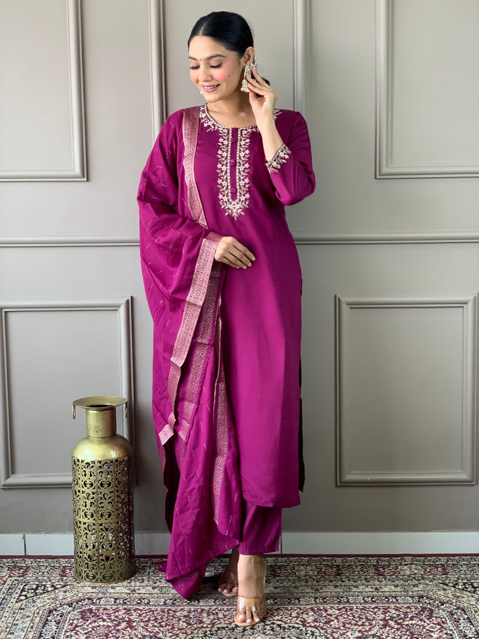 Iraaya - A contemporary chic kurti for everyday styling (Pink)