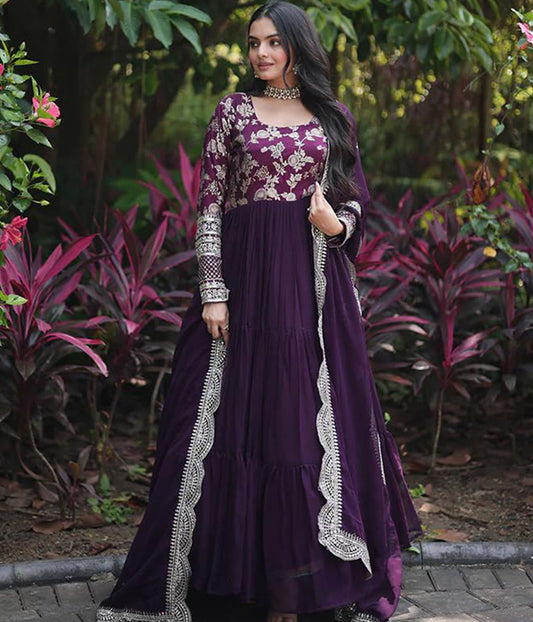 Ziana - Pure and graceful with a soft charm