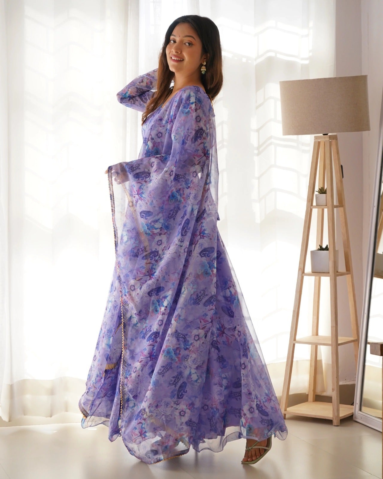 Elira - Crafted with precision and art