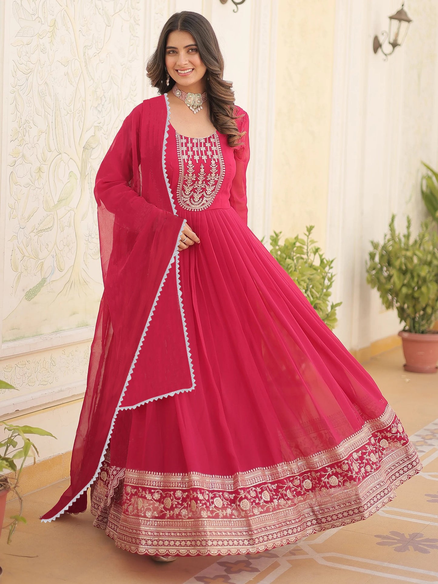 Elyra - Celebrating modern femininity